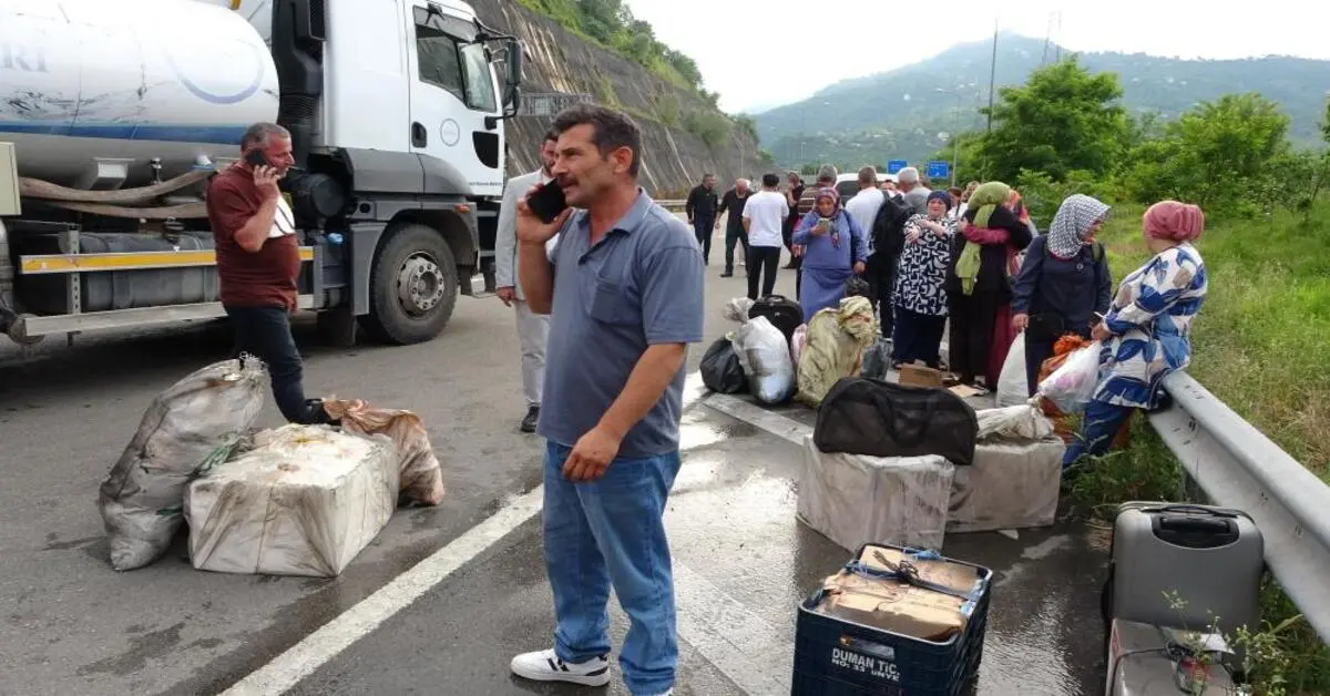 Genç Gazete Yolcu Otobüsü Tünelde Alev Aldı 37 Yolcu Son Anda Kurtarıldı 3