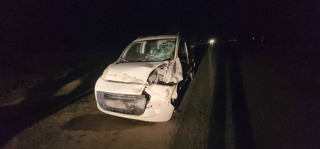 Hafif Ticari Araçla Çarpışan Motosikletin Sürücüsü Öldü (1)