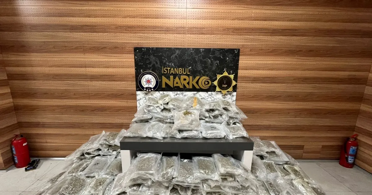 I S T A N B U L’ D A E L E G E C I R I L E N 230 K I L O U Y U S T 750134 221401 Gencgazete