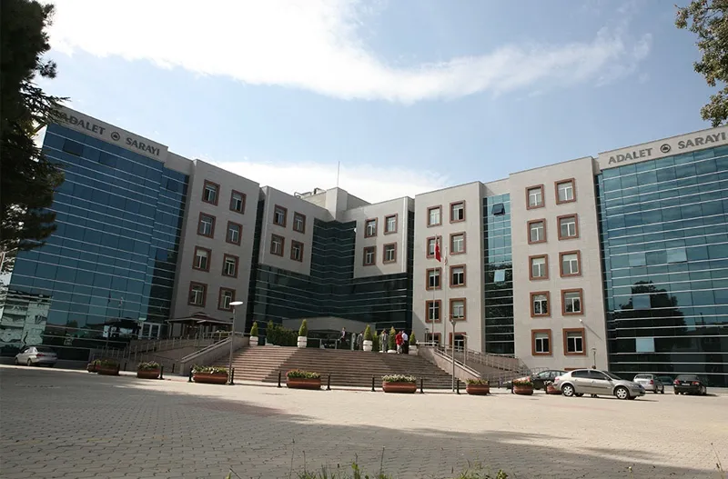 İnegöl Adliyesi’nde Görev Değişikliği Yeni Hâkim Ve Savcılar Belli Oldu (1)