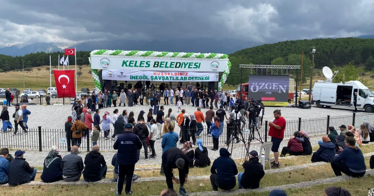 İnegöl Şavşatlılar Derneği’nden Kocayayla’da Unutulmaz Festival (3)