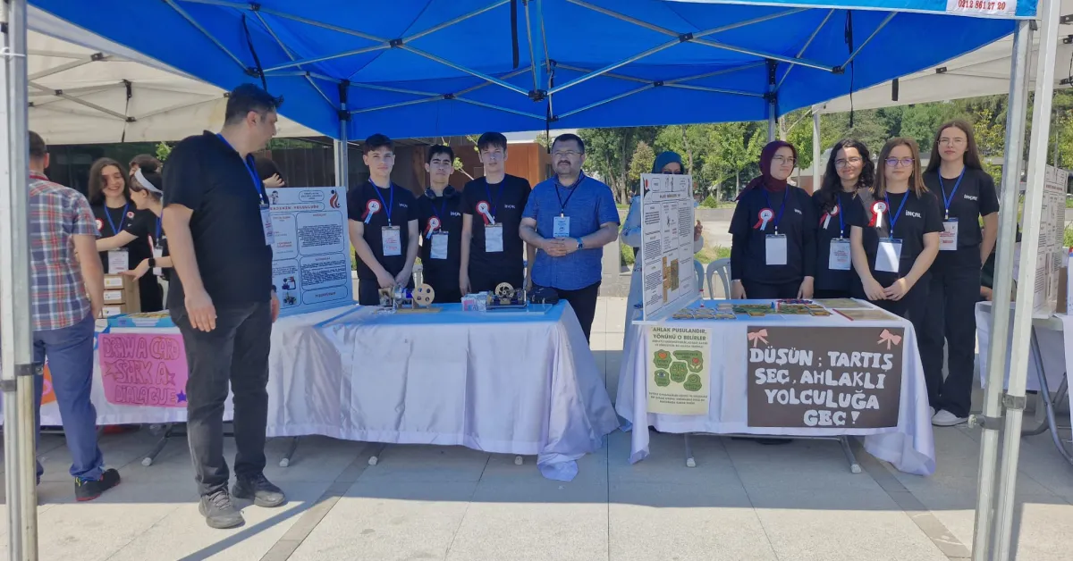 İnegöl’de 62 Projeyle Tübi̇tak Bilim Fuarı Coşkusu Yaşandı (6)-1