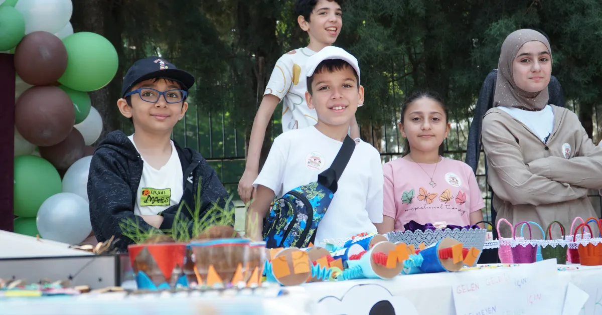 İnegöl'de Öğrencilerin Tasarladığı Ürünler Sergide Büyük İlgi Gördü (8)