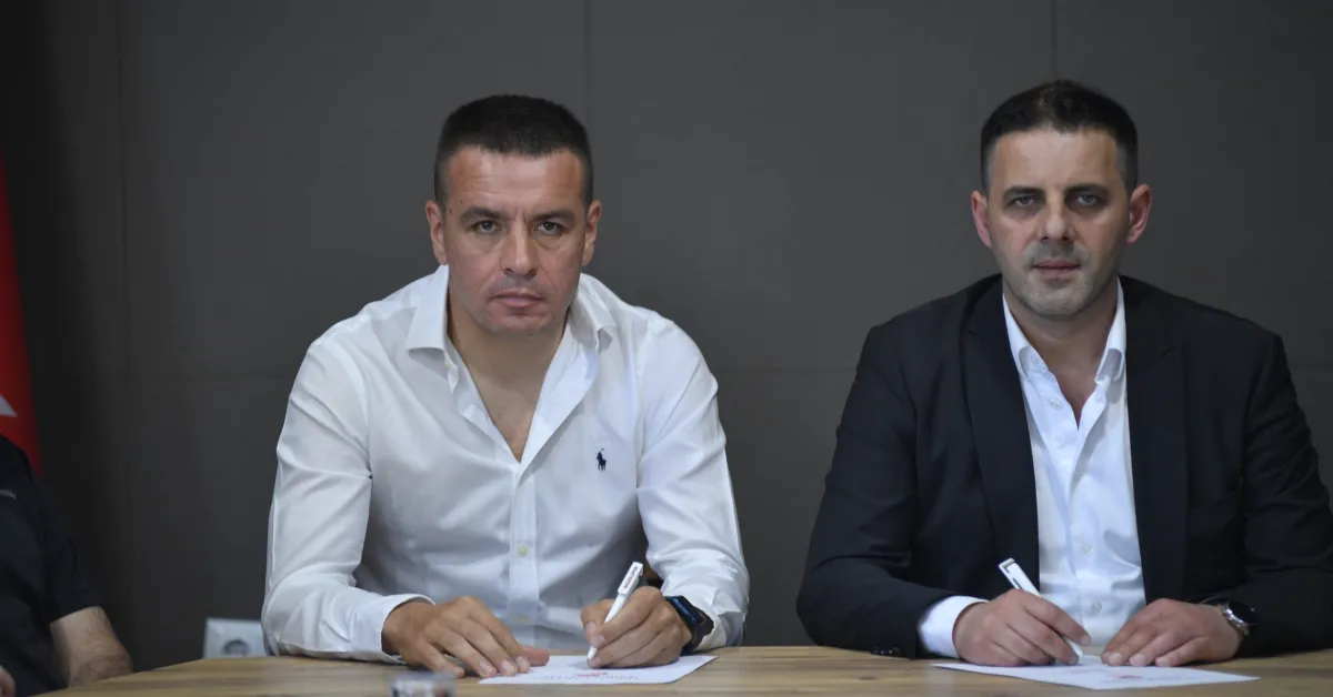 İnegölspor, İsmail Güldüren Ile 3 Yıllık Sözleşme İmzaladı Taşın Altına Vücudumuzu Soktuk (4)