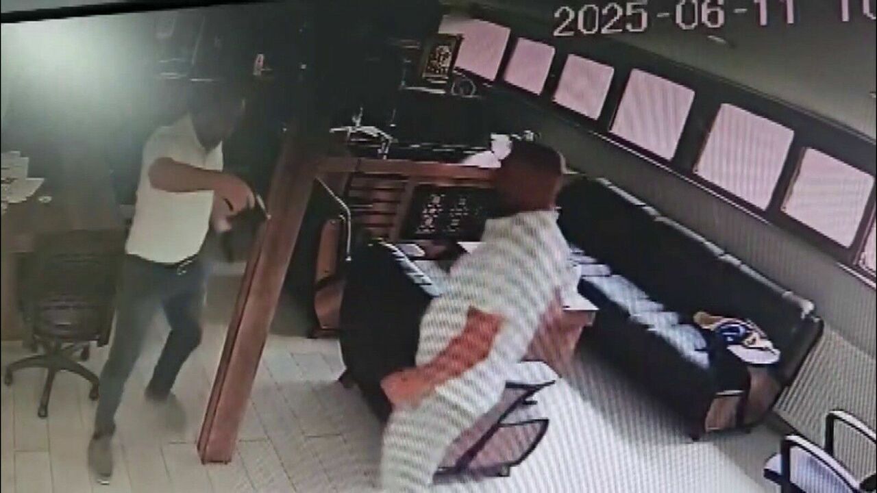 İş Adamı Husumetlisi Tarafından Vurularak Öldürüldü (3)