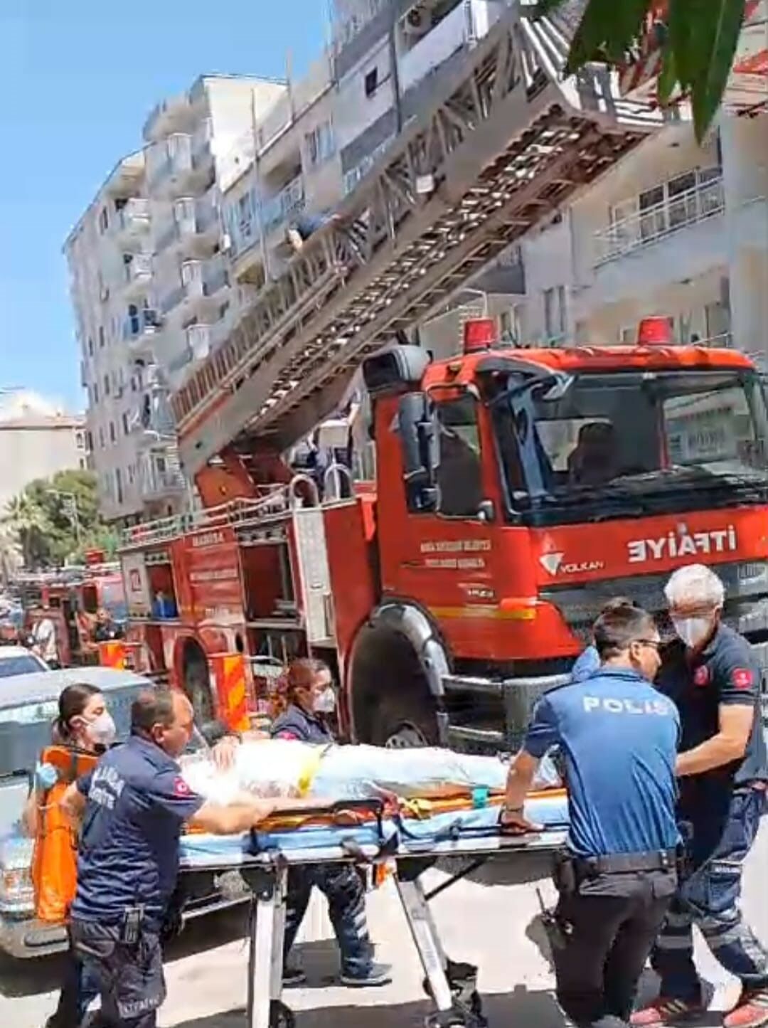 İtfaiyenin Müdahalesiyle Hayata Tutundu, (3)