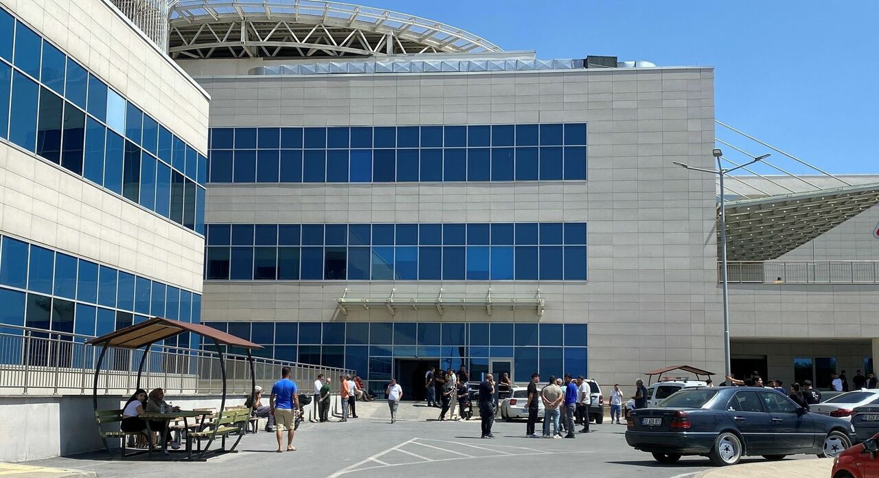 Mersin'de Oto Yıkamacıda 3 Gencin Cesedi Bulundu (2)