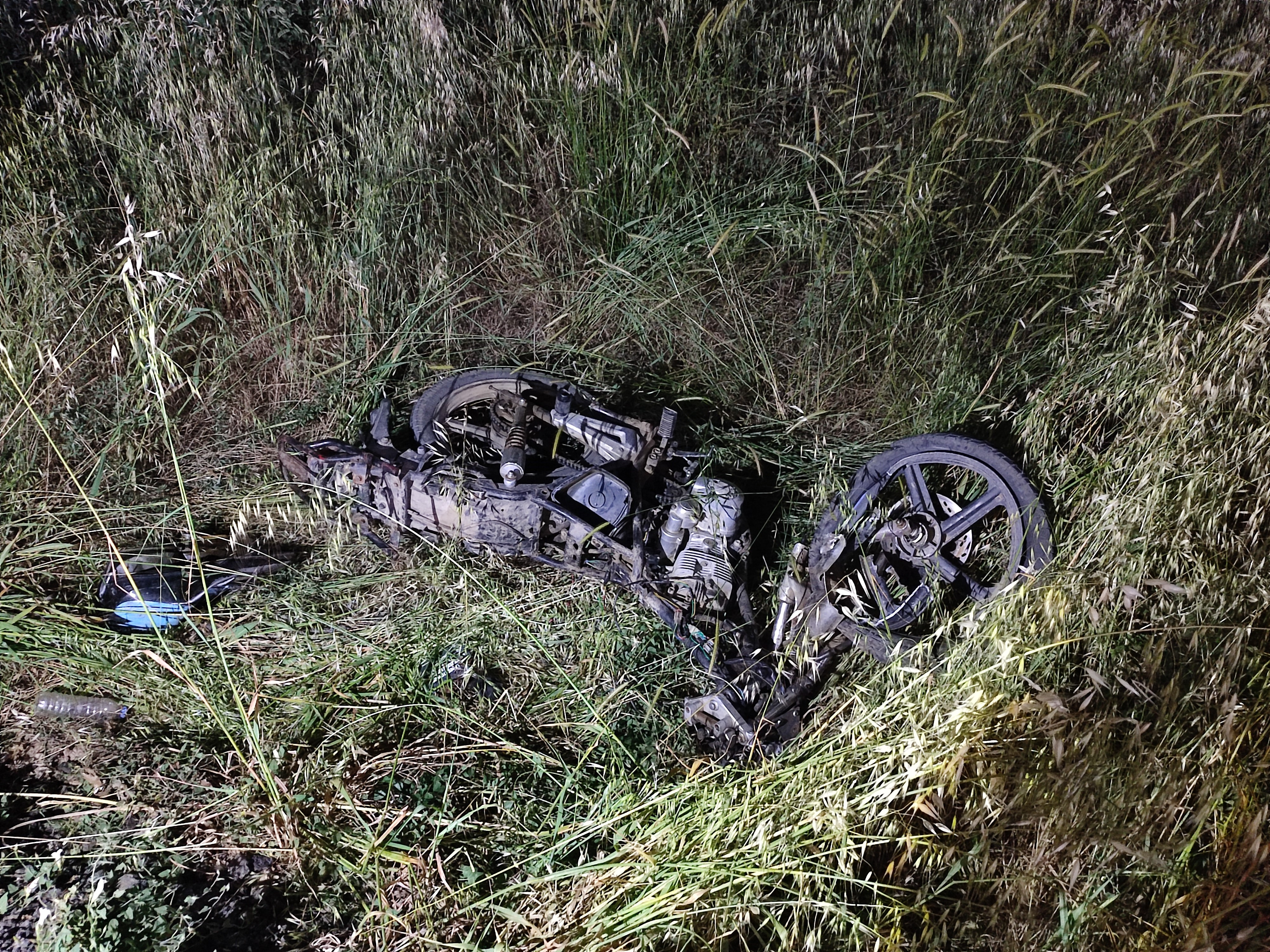 Otomobil Ile Çarpışan Motosikletteki 2 Kişi Hayatını Kaybetti (4)