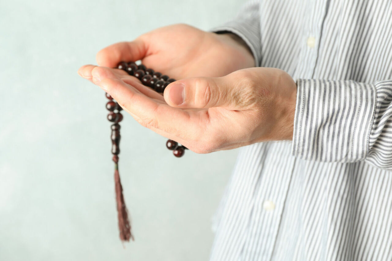 Praying With Beaded Uyurken Dua Etmek Neden Bu Kadar Güçlü Bilinçaltı İle Yapılan Duaların Etkisi Gencgazete (2)