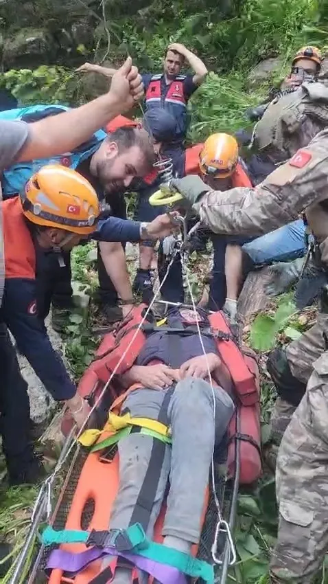 Protez Ayağı Çıkınca Uludağ Eteklerinde Mahsur Kaldı! (1)