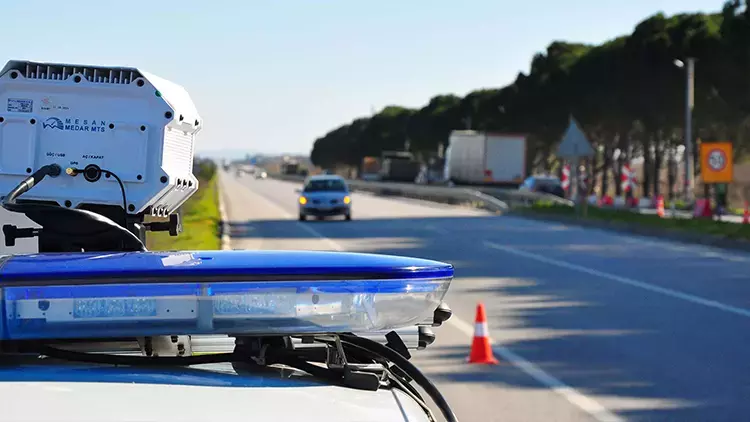 Radar Tepkileri Sonuç Verdi Hız Levhalarına İnceleme Başlatıldı! (1)-2