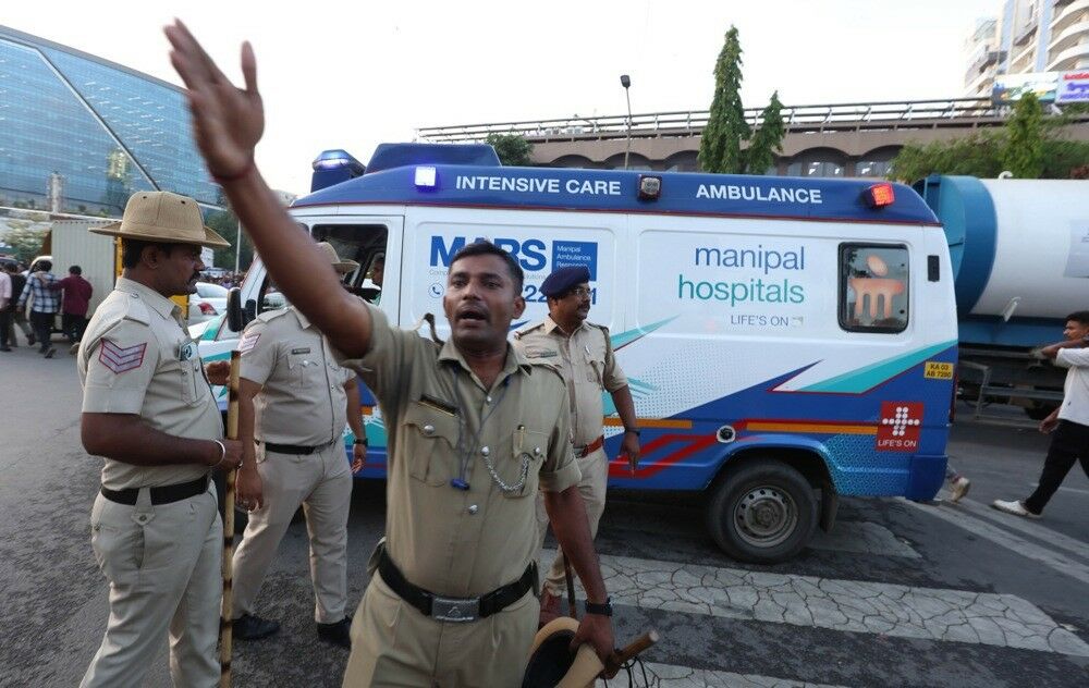 Şampiyonluk Kutlamasında Izdiham Çıktı 11 Ölü (4)