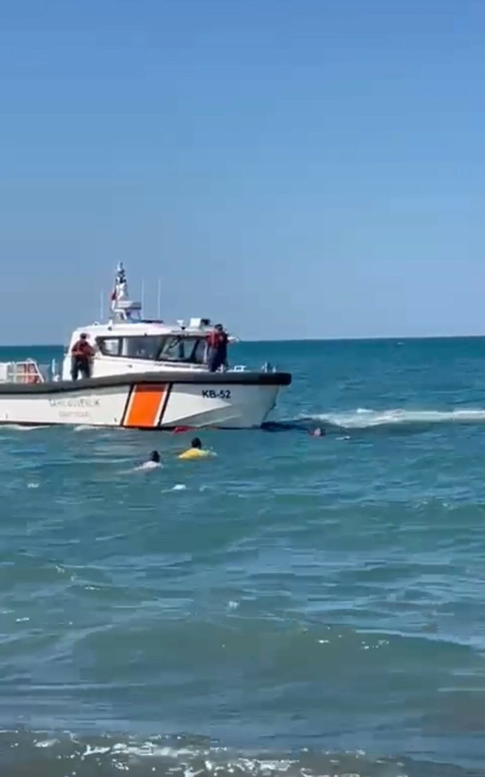 Samsun'da Denizde Akıntıya Kapılan Genç Hayatını Kaybetti (2)