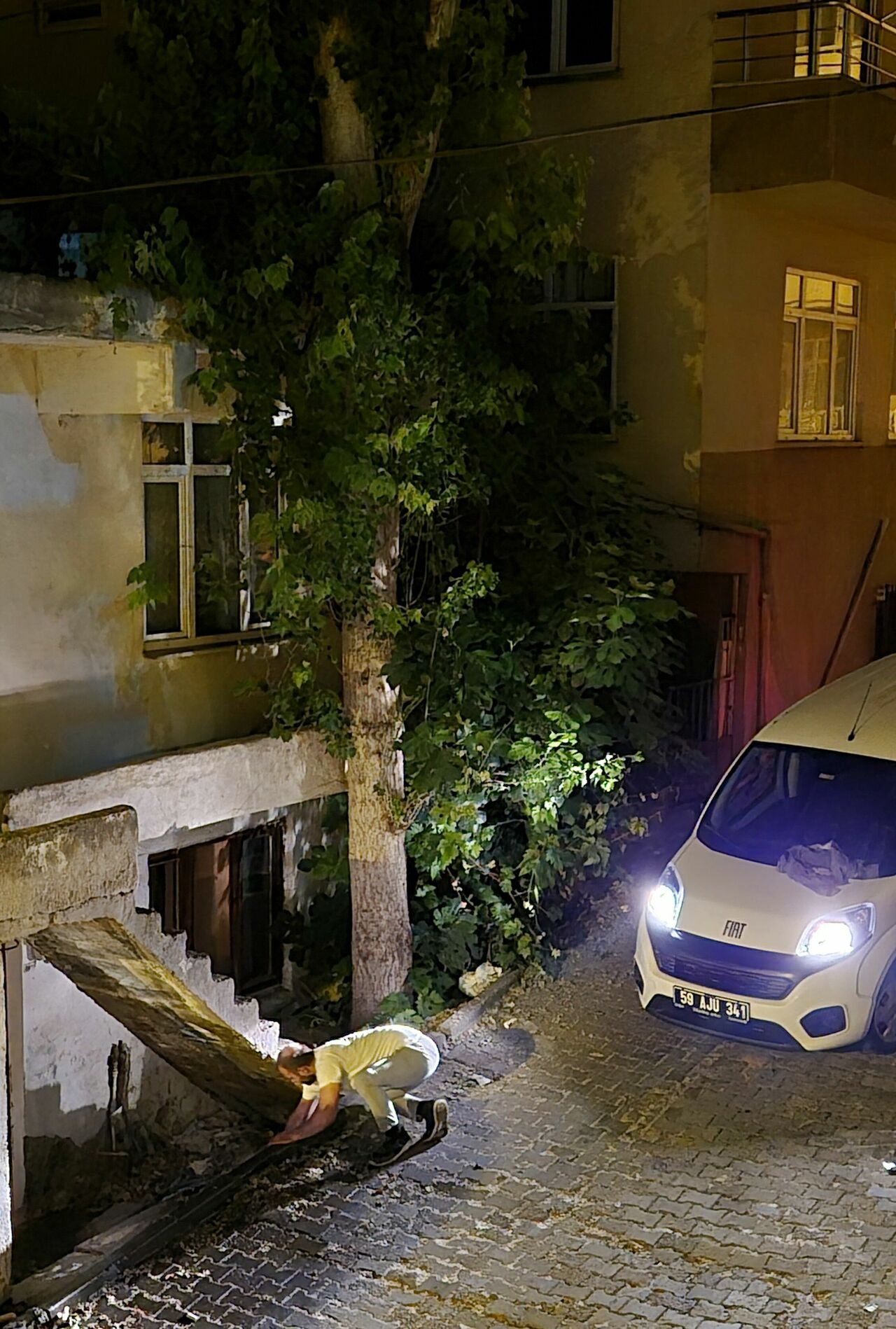 Sokaktan Eve Bağlanan Su Hattı Patladı (1)