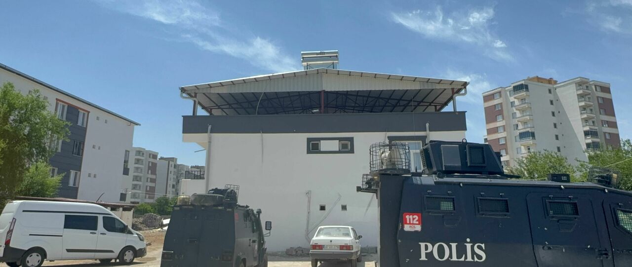 Tartıştığı Babasını, Başına Çekiçle Vurarak Ağır Yaraladı (2)