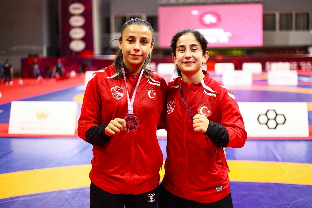 U17 Kadınlar Avrupa Güreş Şampiyonası’nda Türkiye Üst Üste 3. Kez Zirvede (1)