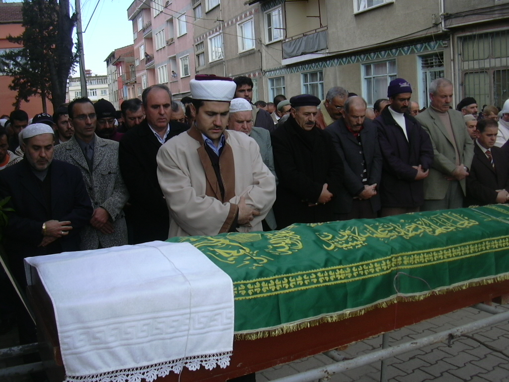 Vefat Edenler Cenaze Bilgileri Ölüm Haberleri Mezarlık Kabir Bilgileri Gencgazete 19 Haziran 2025 Perşembe (1)