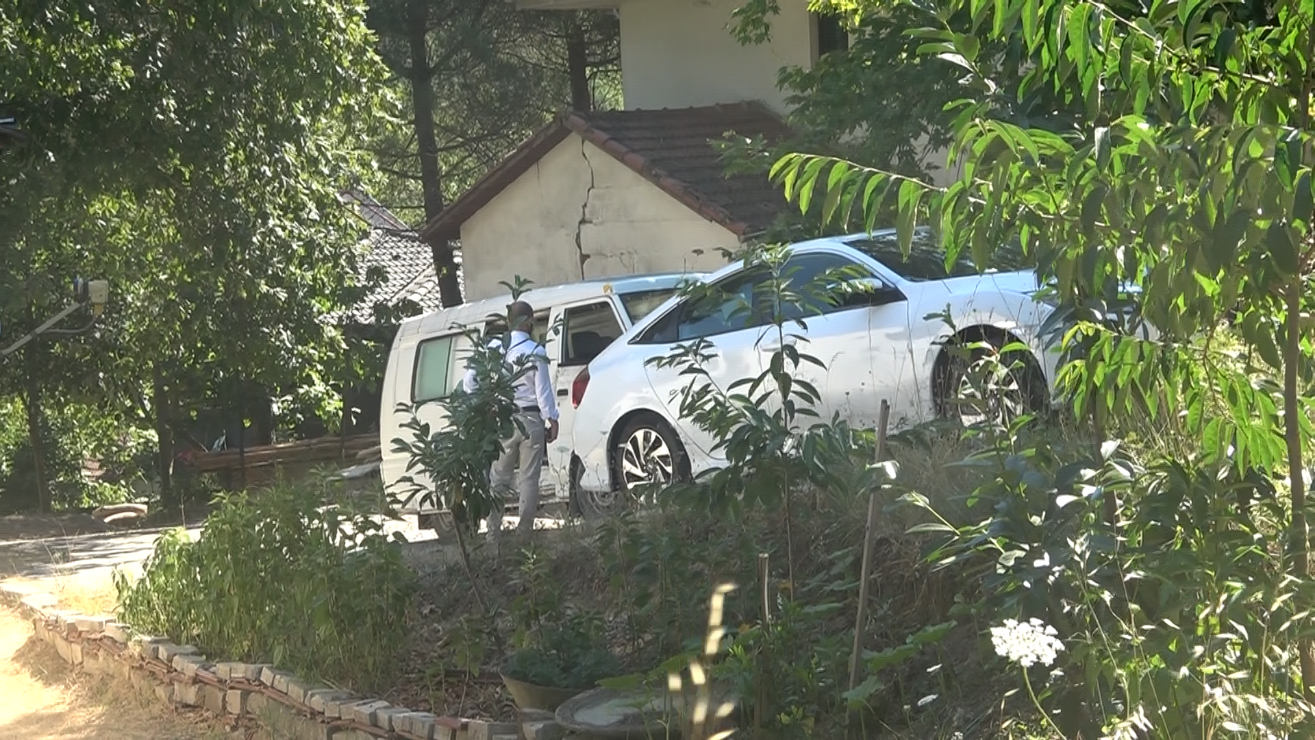 Ağabey, Kardeşini Pompalı Tüfekle Öldürdü (2)