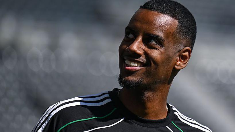 Alexander Isak Kimdir? 2025 Güncel Futbolcu Profili