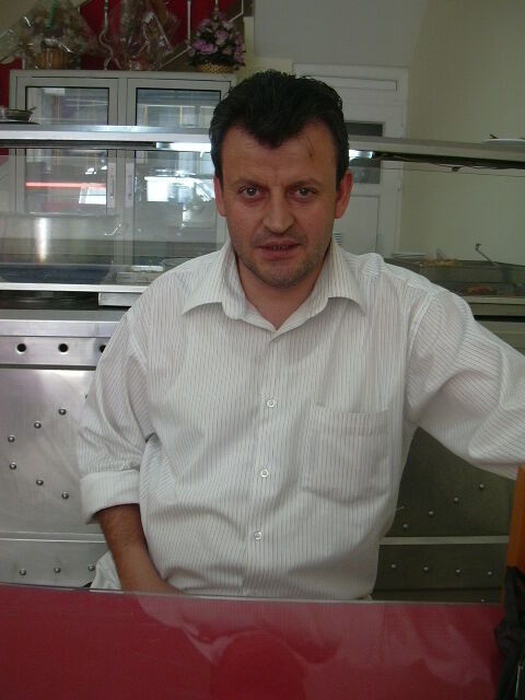 Ayhan Gfüney