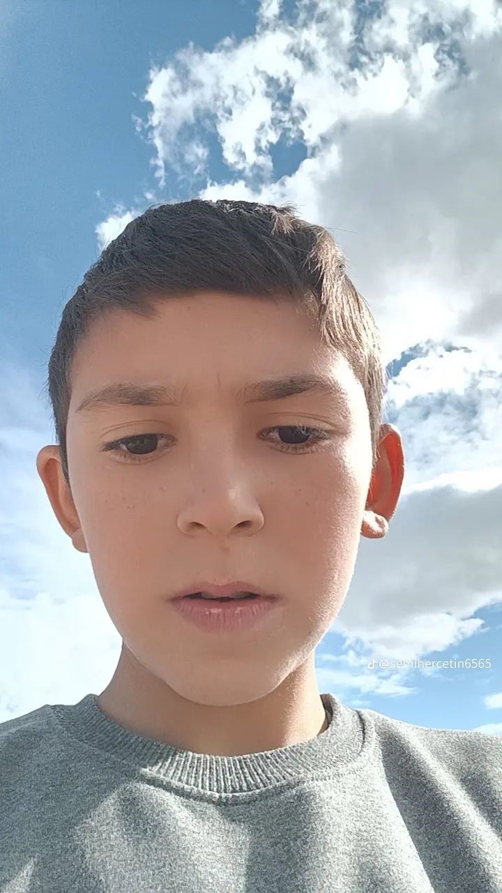 Babası Tarla Sürerken Traktörden Düşen Çocuk Hayatını Kaybetti (4)