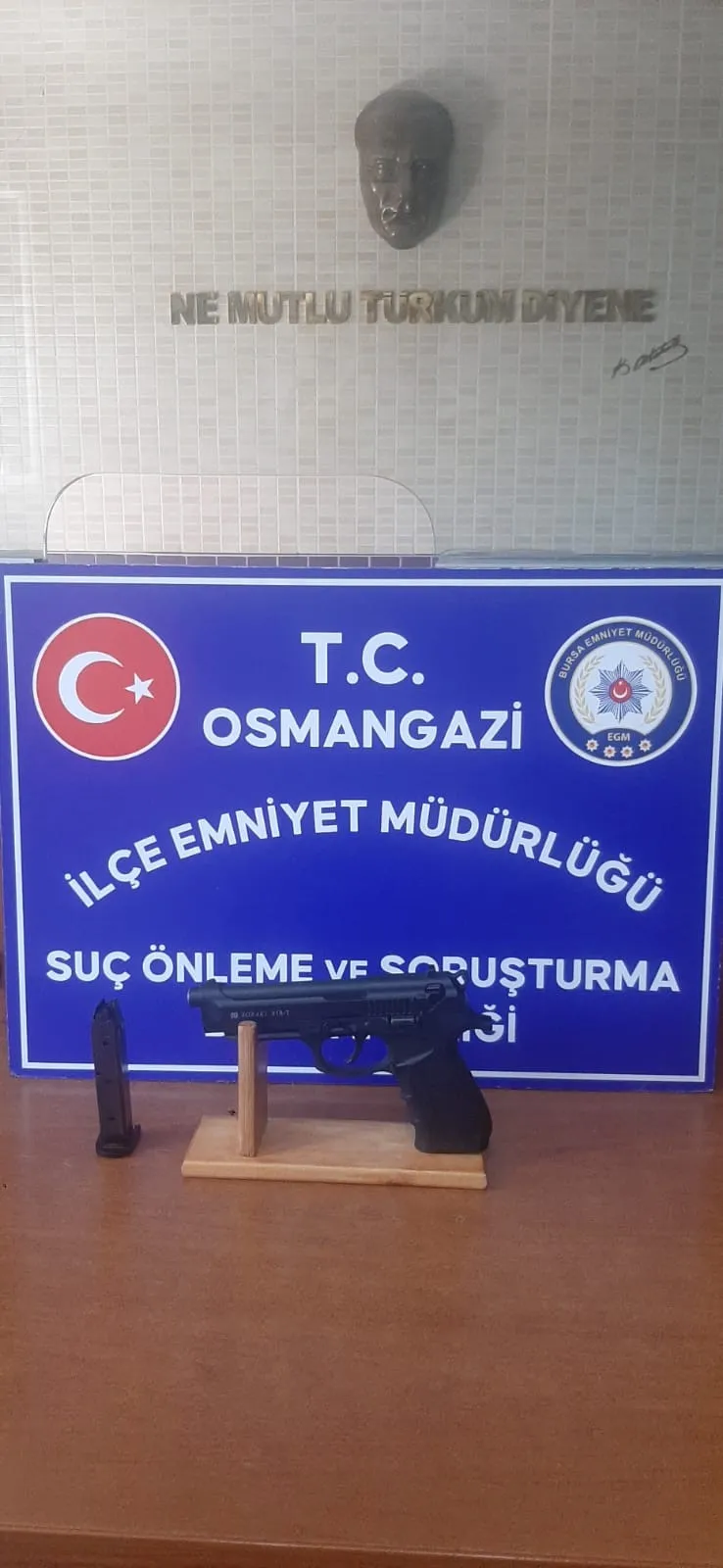 Bursa’da Asker Uğurlamasında Silahlarla Ateş Açıldı! (4)