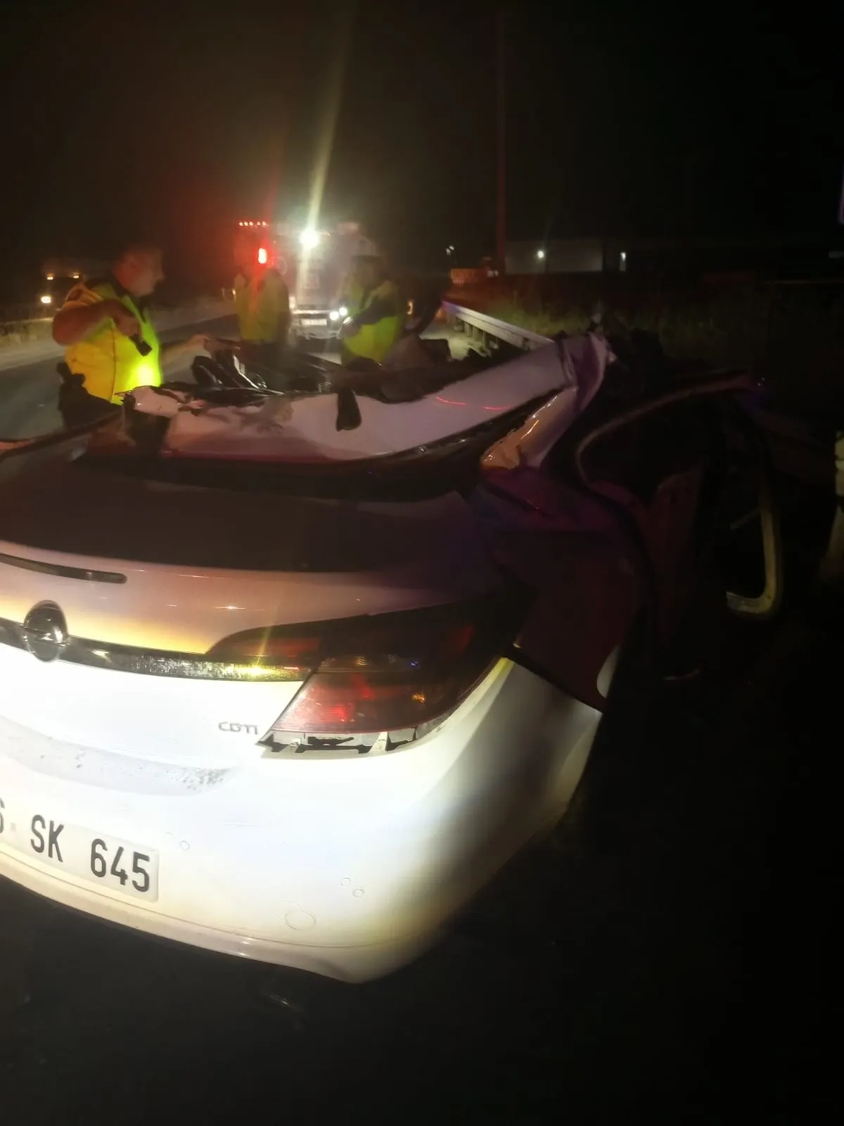 Bursa'da Feci Kazada Polis Ve Ailesi Hayatını Kaybetti (6)