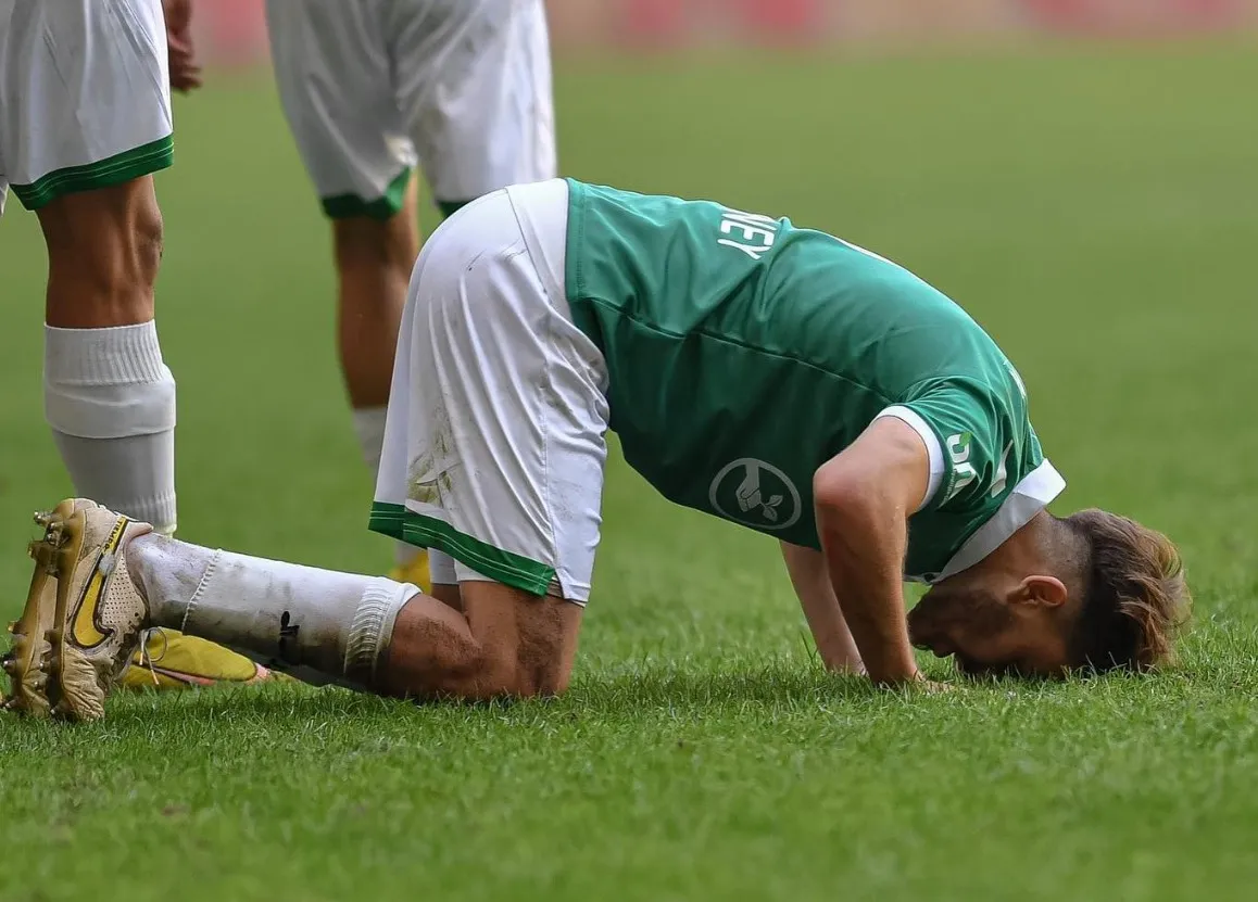Bursaspor'dan 4 Timsah, Nilüfer Fk'da (2)