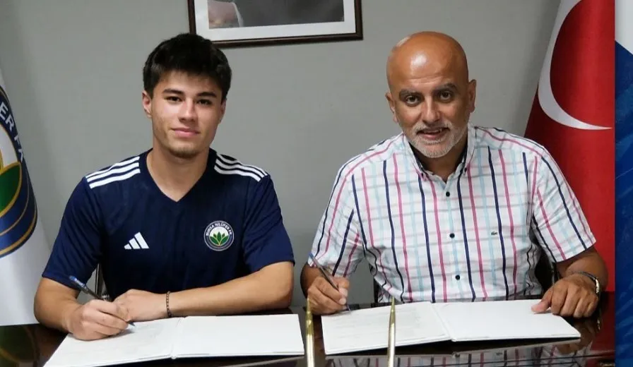 Bursaspor'dan Nilüfer Fk’ya Iki Genç Takviye (2)