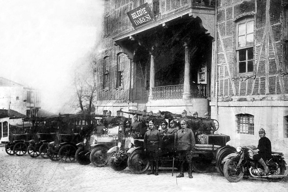 Bursayı Yakan Alevler Geçmişten Günümüze Tarihi Bursa Yangınları Gencgazete (1)