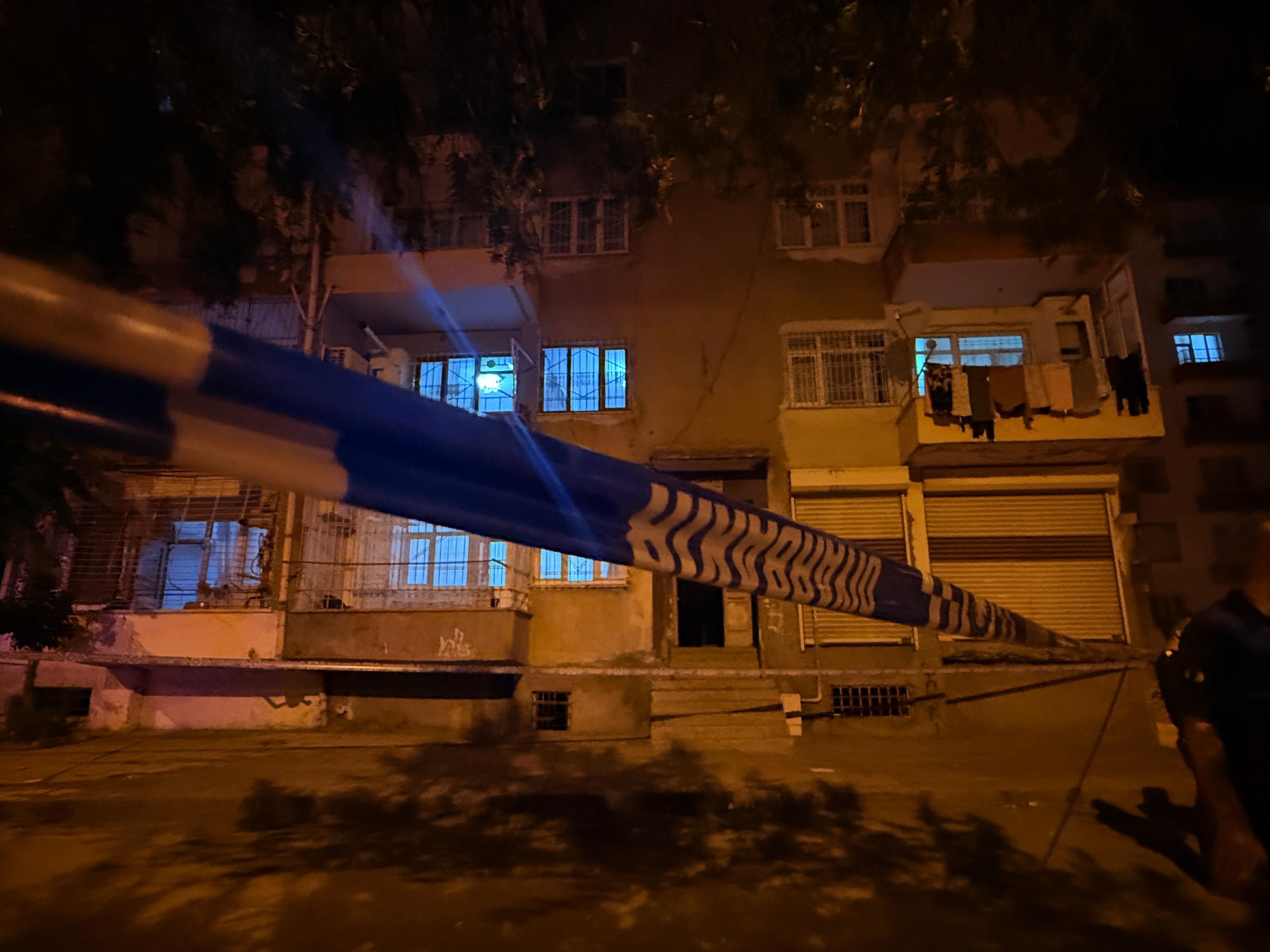Diyarbakır’da Ses Geldiği Iddia Edilen Bina Tahliye Edildi (2)