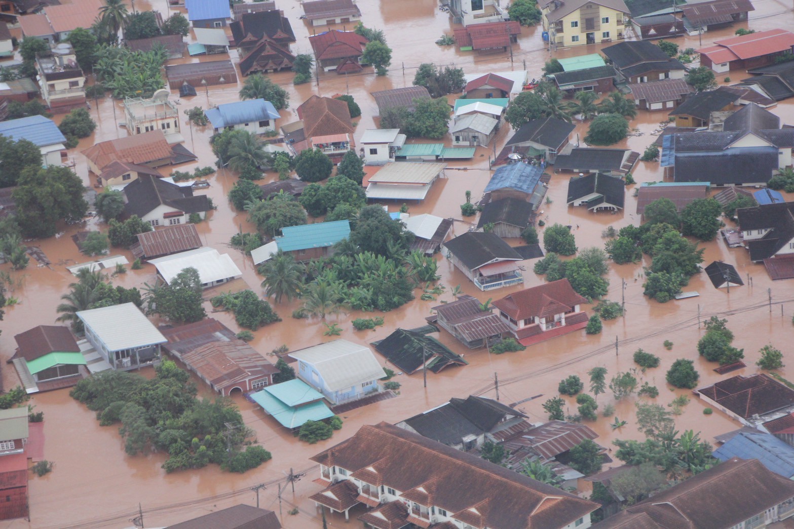 Fırtına Felakete Yol Açtı 7 Ölü, 143 Yaralı (5)