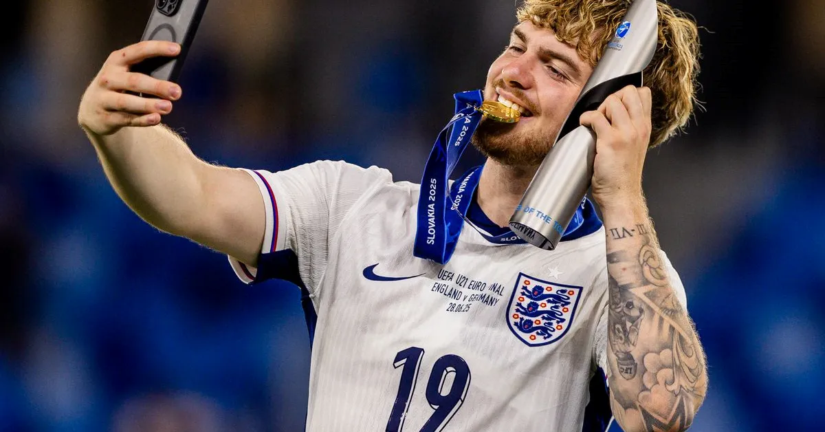 Galatasaray, Harvey Elliott Transferinde Vites Yükseltti! Elliott Kimdir Nasıl Bir Oyuncu Buruk’un Sistemine Uyar Mı (3)