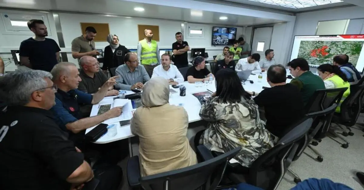 Genç Gazete Ak Parti Heyetinden Yangın Bölgesine Çıkarma 1