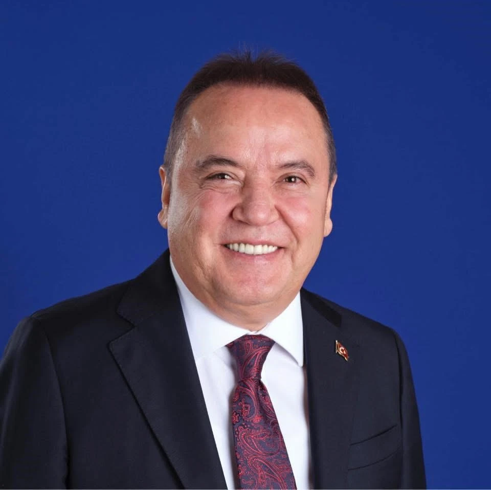 Genç Gazete Antalya Büyükşehir Belediye Başkanı Muhittin Böcek Tutuklandı