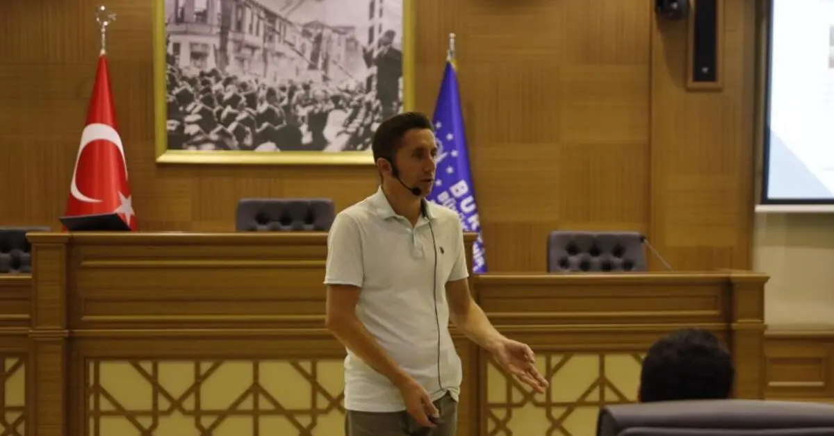 Genç Gazete Bursa Büyükşehir Belediyesi'nden Stajyer Öğrencilere Kapsamlı Oryantasyon Eğitimi 2