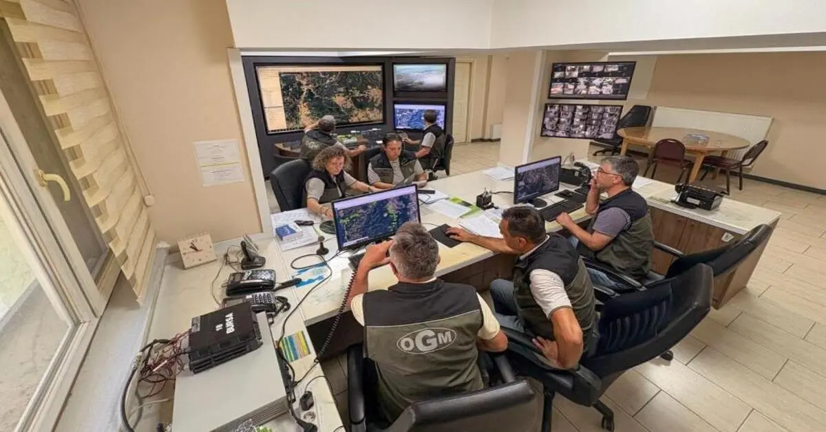 Genç Gazete Bursa Valiliği Yangınlarla İlgili Son Durumu Açıkladı 11