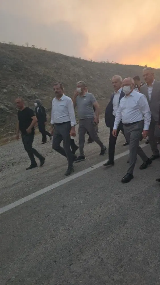 Genç Gazete Bursa’daki Yangına Bakan Uraloğlu’ndan Yerinde Takip 1