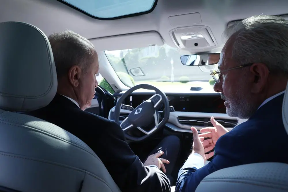 Genç Gazete Erdoğan, Yerli Otomobil Togg’un Yeni Modeli T10F’yi Test Etti 1