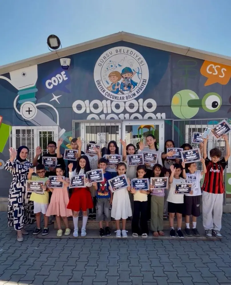 Genç Gazete Gürsu’nun Üreten Çocukları Model Gemi Yapım Kursunu Tamamladı 1