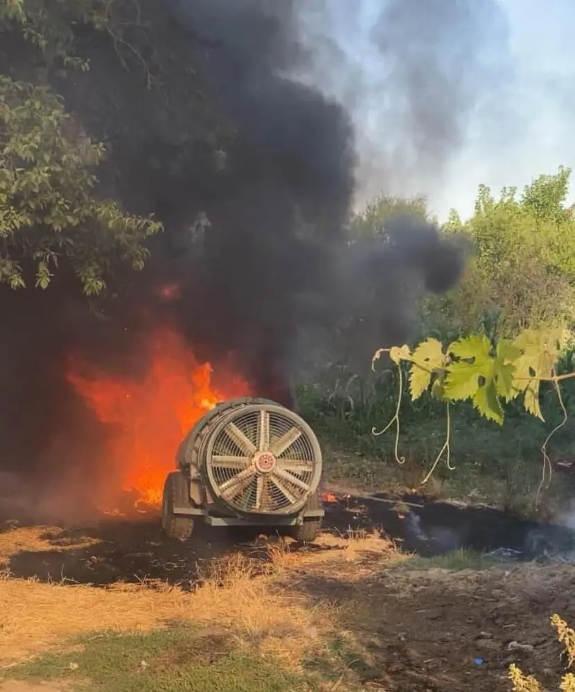 Genç Gazete İnegöl’de Bahçedeki İlaçlama Makinesi Alev Topuna Döndü 2
