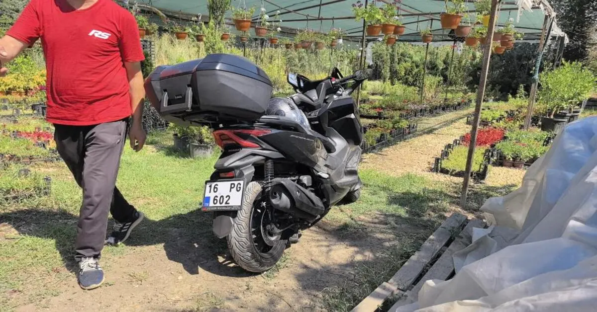 Genç Gazete İnegöl’de Motosiklet Köpeğe Çarptı Sürücü Yaralandı, Köpek Telef Oldu 2