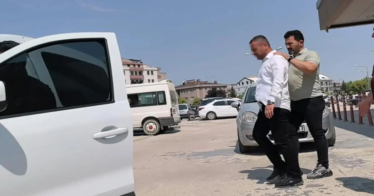 Genç Gazete İnegöl'de Pencereyi Beğenmeyen Müşteri İş Yerini Kurşunladı