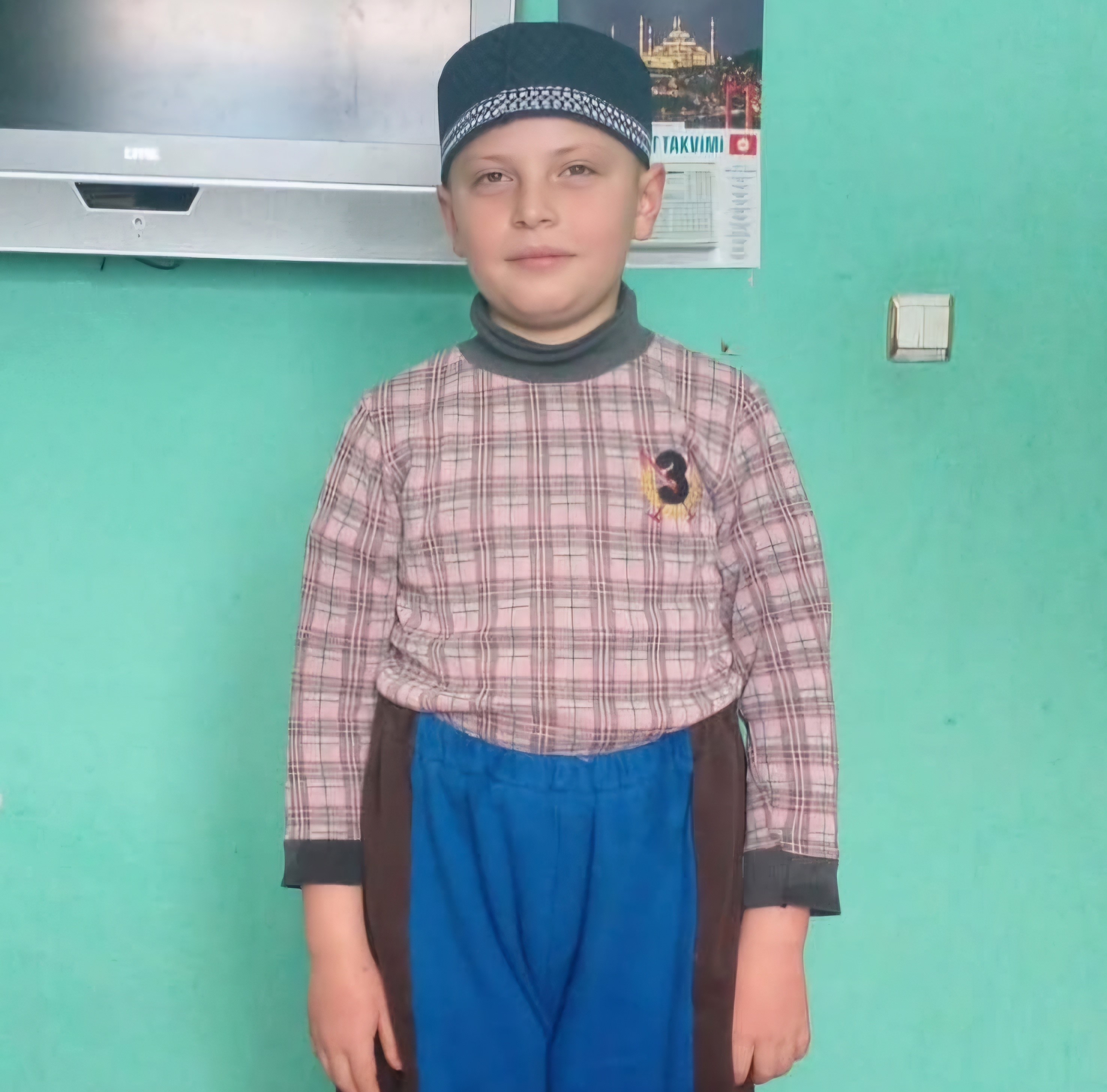 Gölette Boğulma Tehlikesi Geçiren Çocuğu Imam Kurtardı (3)