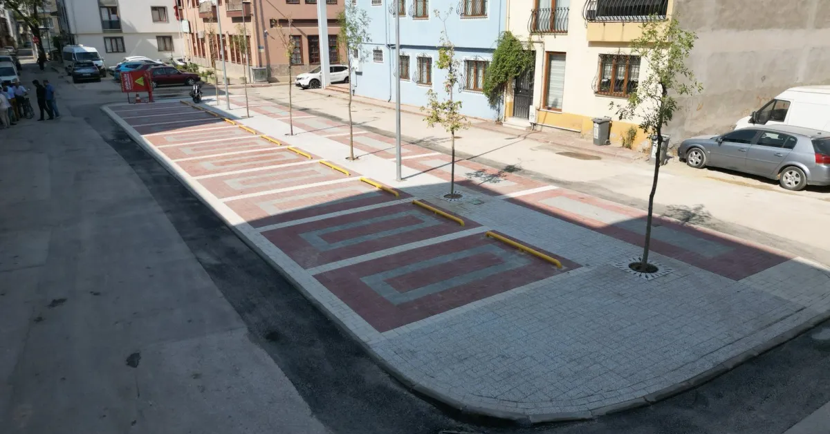 İnegöl Belediyesi'nden Ücretsiz Otopark Ve Oyun Alanlarına Yatırım (3)