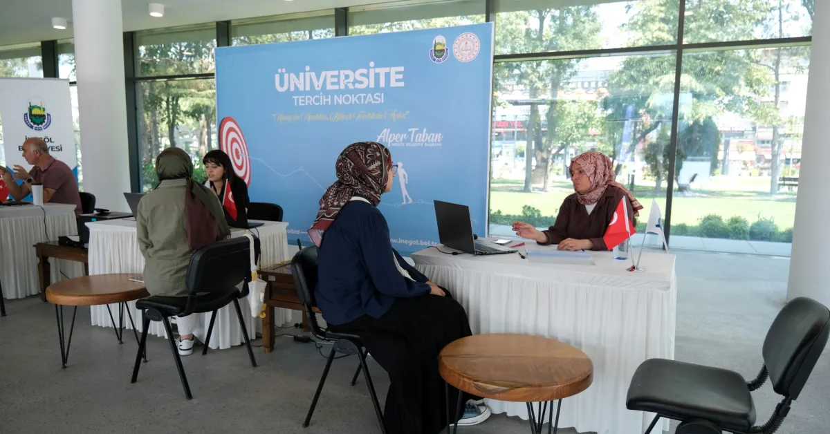 İnegöl Belediyesi’nden Üniversite Adaylarına Ücretsiz Tercih Danışmanlığı Desteği (1)