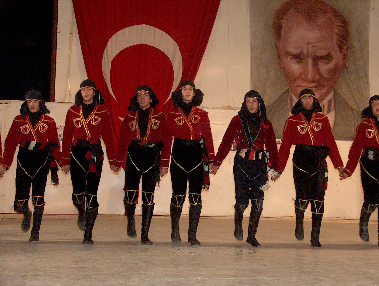 İnegöl Kafkas Folklor Ekipleri Inegol Arsiv Haber Gencgazete (1)