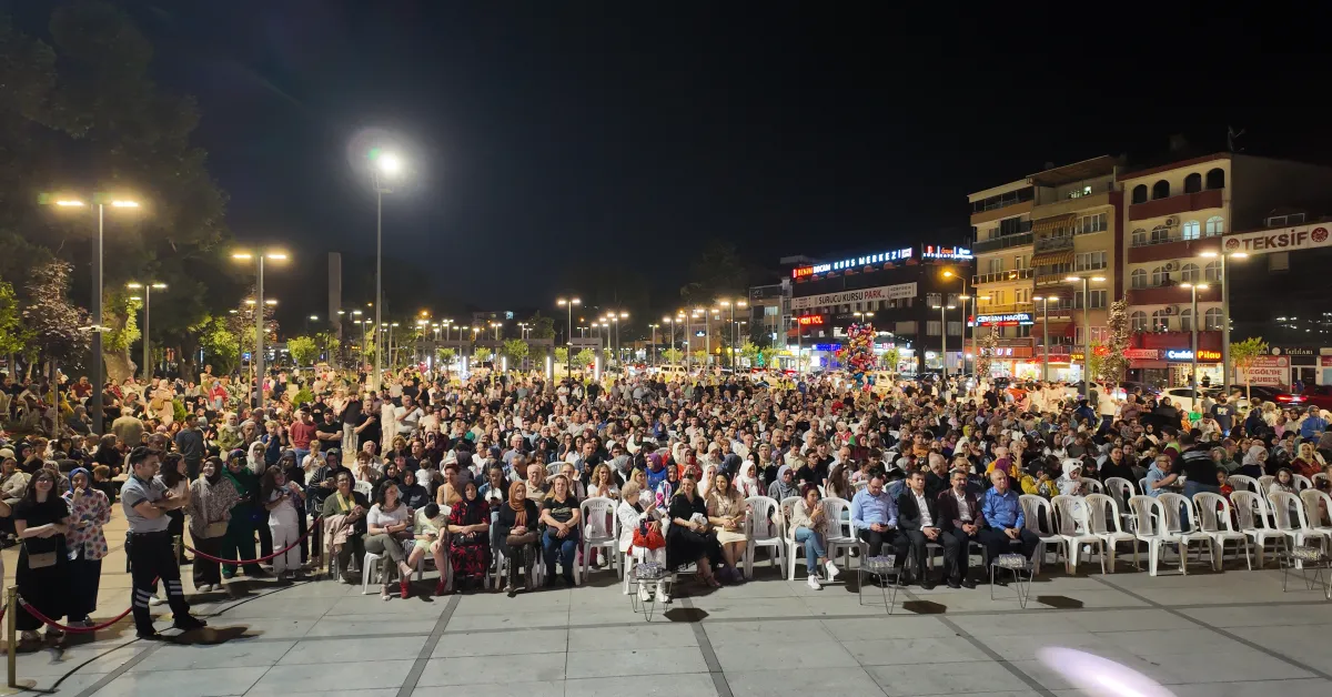 İnegöl Tsm Korosu’ndan Unutulmaz Konser (1)