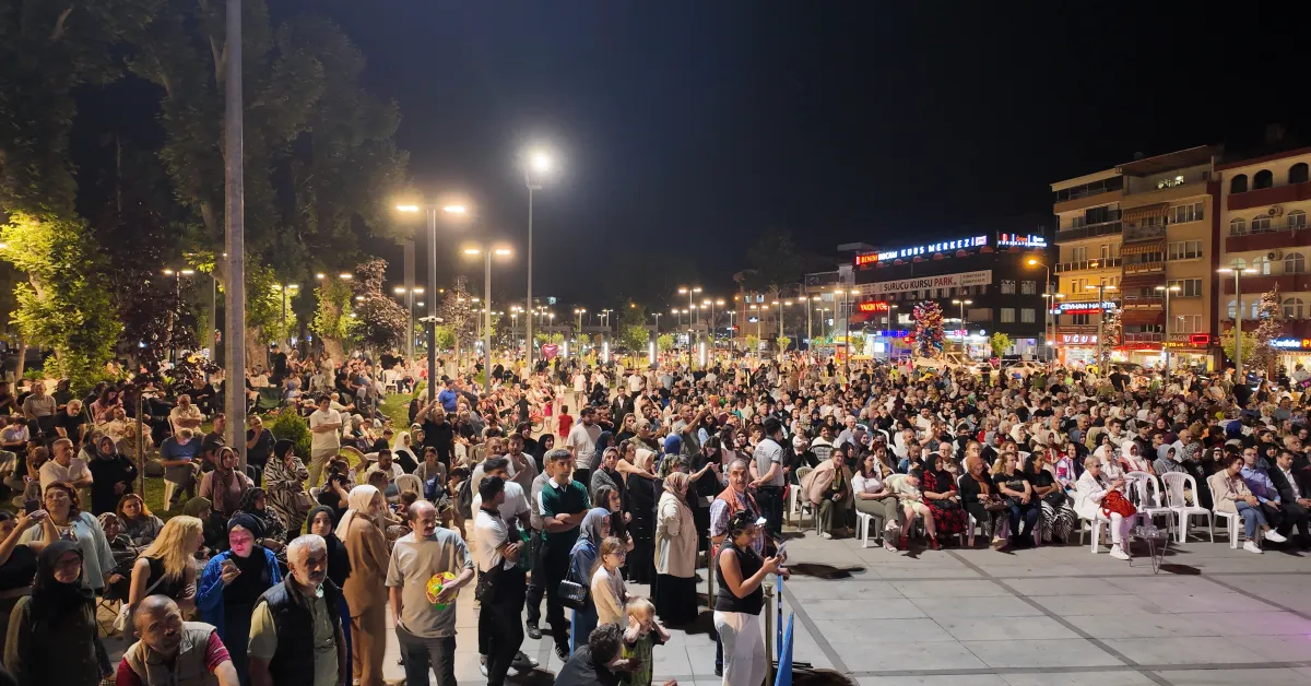İnegöl Tsm Korosu’ndan Unutulmaz Konser (4)