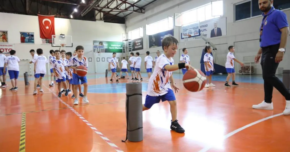 İnegöl Yaz Spor Okullarında 1.792 Çocuk Sporla Buluştu (7)